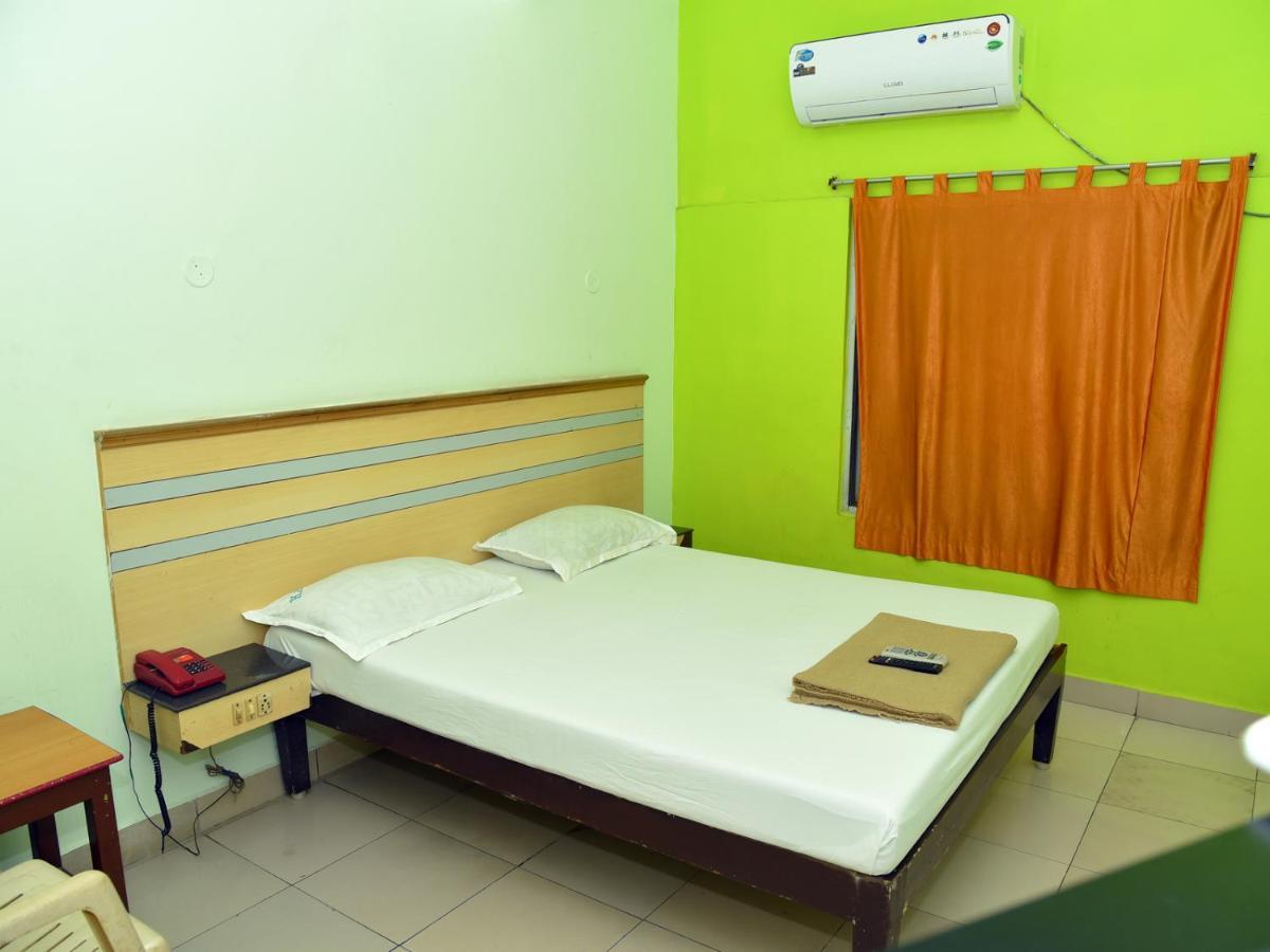 Hotel Aditya Puducherry Exterior foto