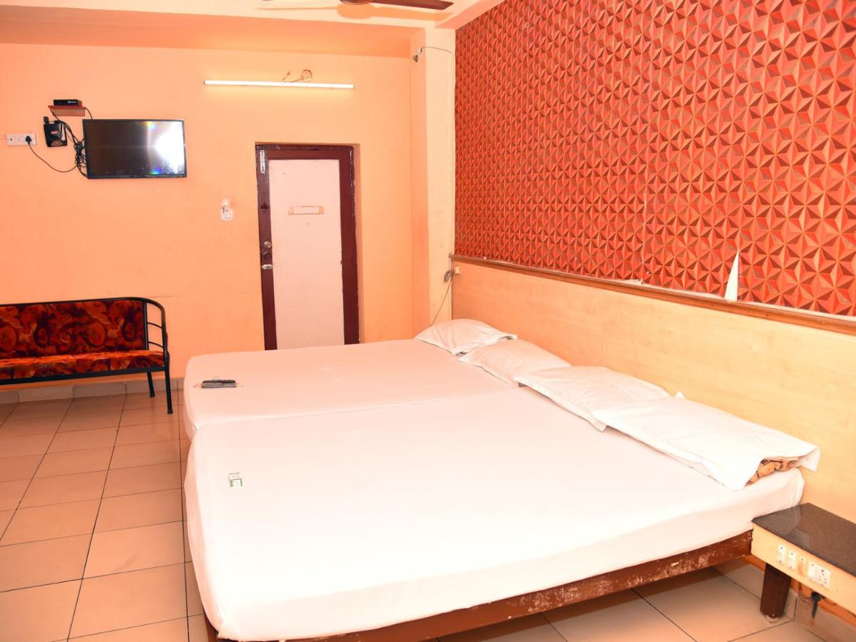 Hotel Aditya Puducherry Exterior foto