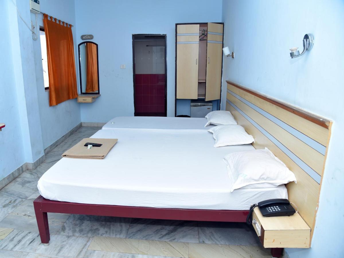 Hotel Aditya Puducherry Exterior foto