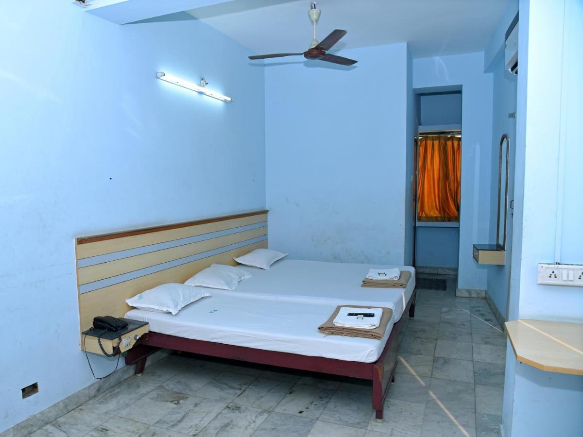 Hotel Aditya Puducherry Exterior foto