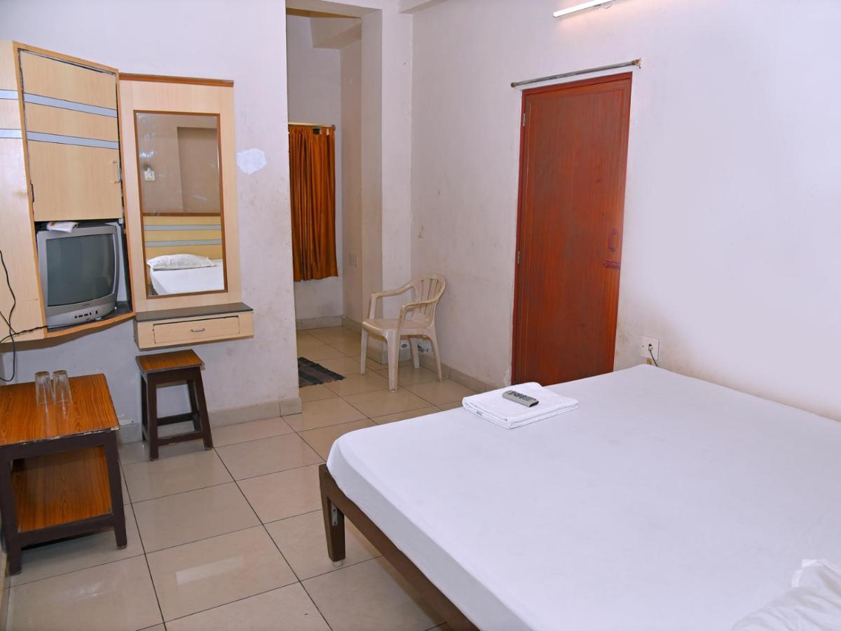 Hotel Aditya Puducherry Exterior foto