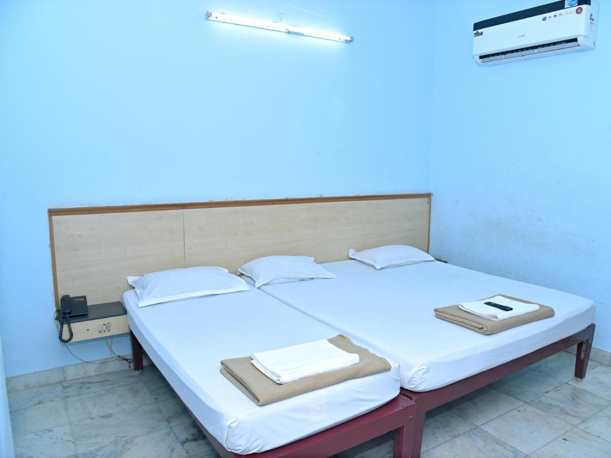Hotel Aditya Puducherry Exterior foto